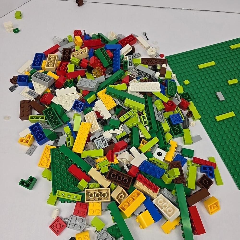 LEGO 3841 Minotaurus, 3844 Creationary Game Replacement PARTS PIECES - RANDOM - Picture 2 of 5